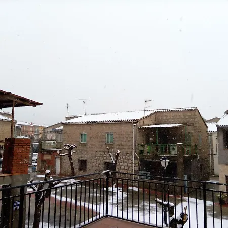 With 2 Bedrooms In With Wonderful Mountain View And Terrace Sotillo de la Adrada