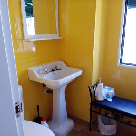 With 2 Bedrooms In With Wonderful Mountain View And Terrace Apartamento *